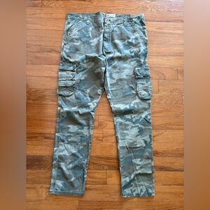 Wrangler Men's Green Camouflage Cargo Pants